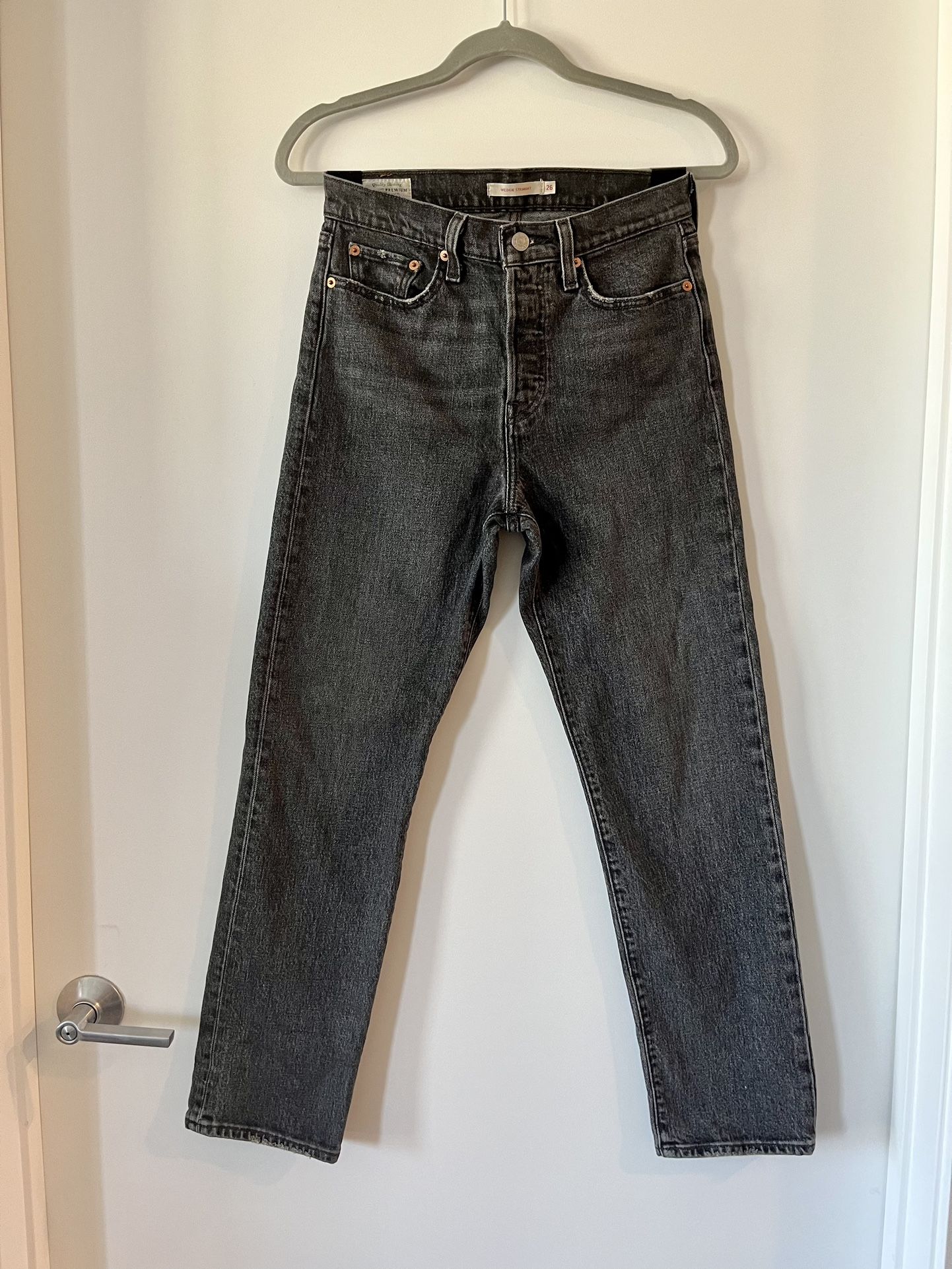 Levi's Premium Women Wedgie Straight High Rise Gray Black Jeans W26 L28 Like New