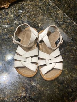 Sale water toddler sandals size 8c