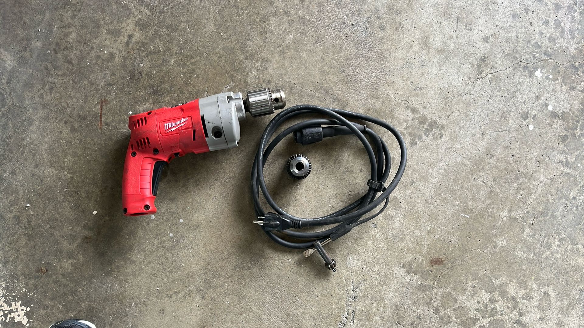 Milwaukee Heavy Duty Magnum Drill 1/2”