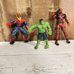 Marvel Hasbro 8" Amazing  Spider-Man Action Figure