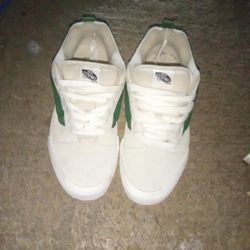 Vans Nu Skools Size 11.5 In Mens