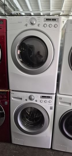 Set LG Washer And Gas Dryer