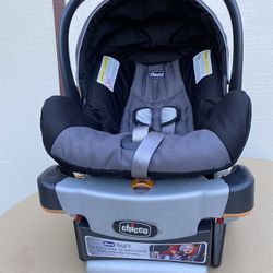 Chicco Keyfit 30 2 Pieces Detachable Infant Car Seat