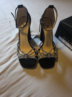 Black Windsor High heels 