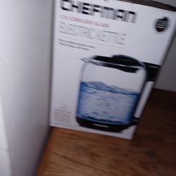 Electric  Kettle.  1.7 Liter.  New