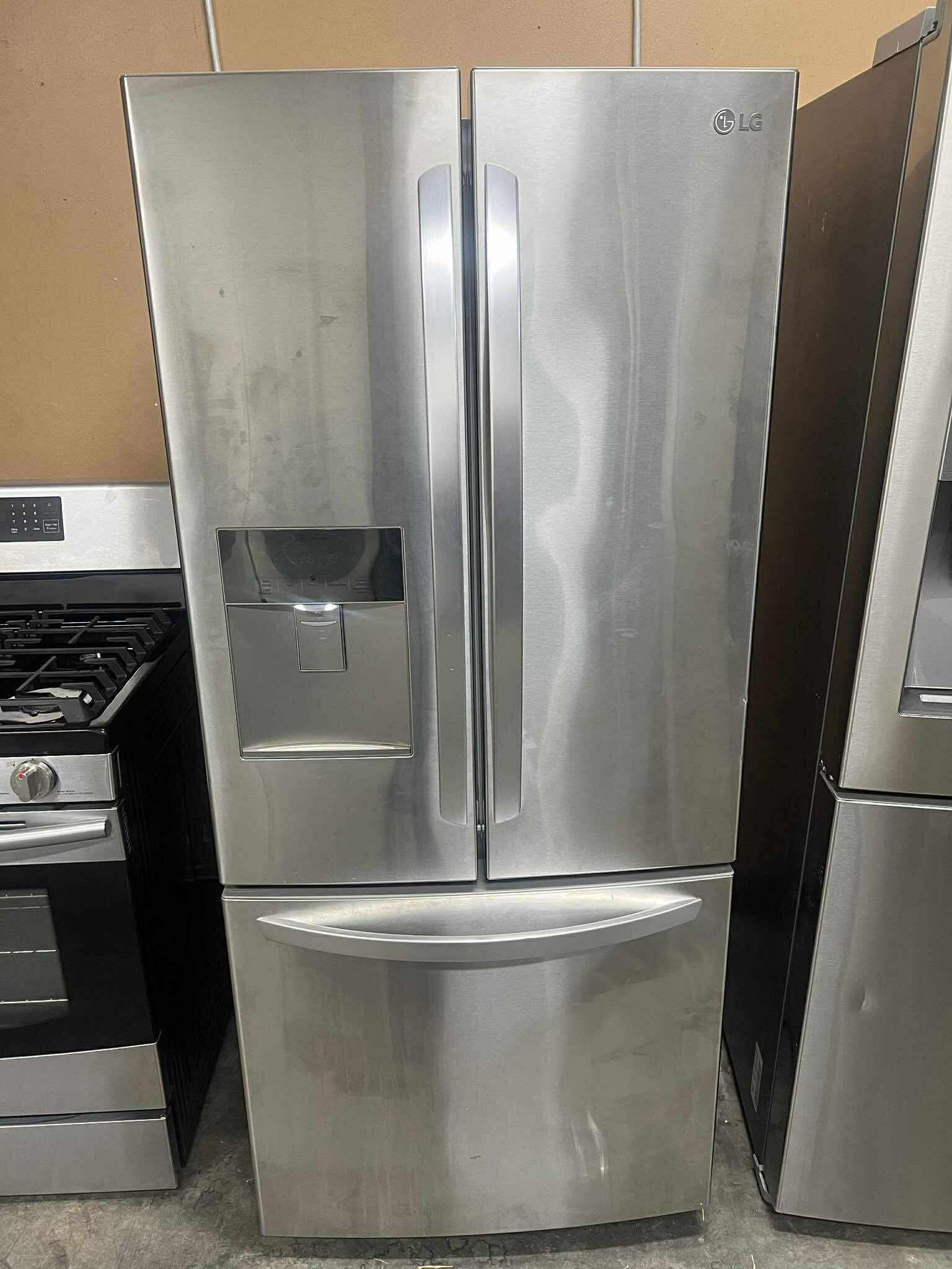 Refrigerator LG