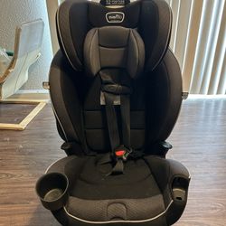 Evenflo EveryKid 3-in-1 Convertible Car Seat (Livingston Gray)