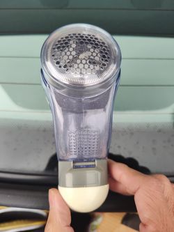 Eddie Bauer Defuzzer Lint Remover 
