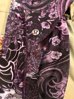 Lululemon $10