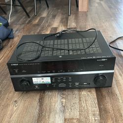 Yamaha RX-V779 AV Receiver