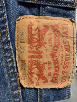 Levis
