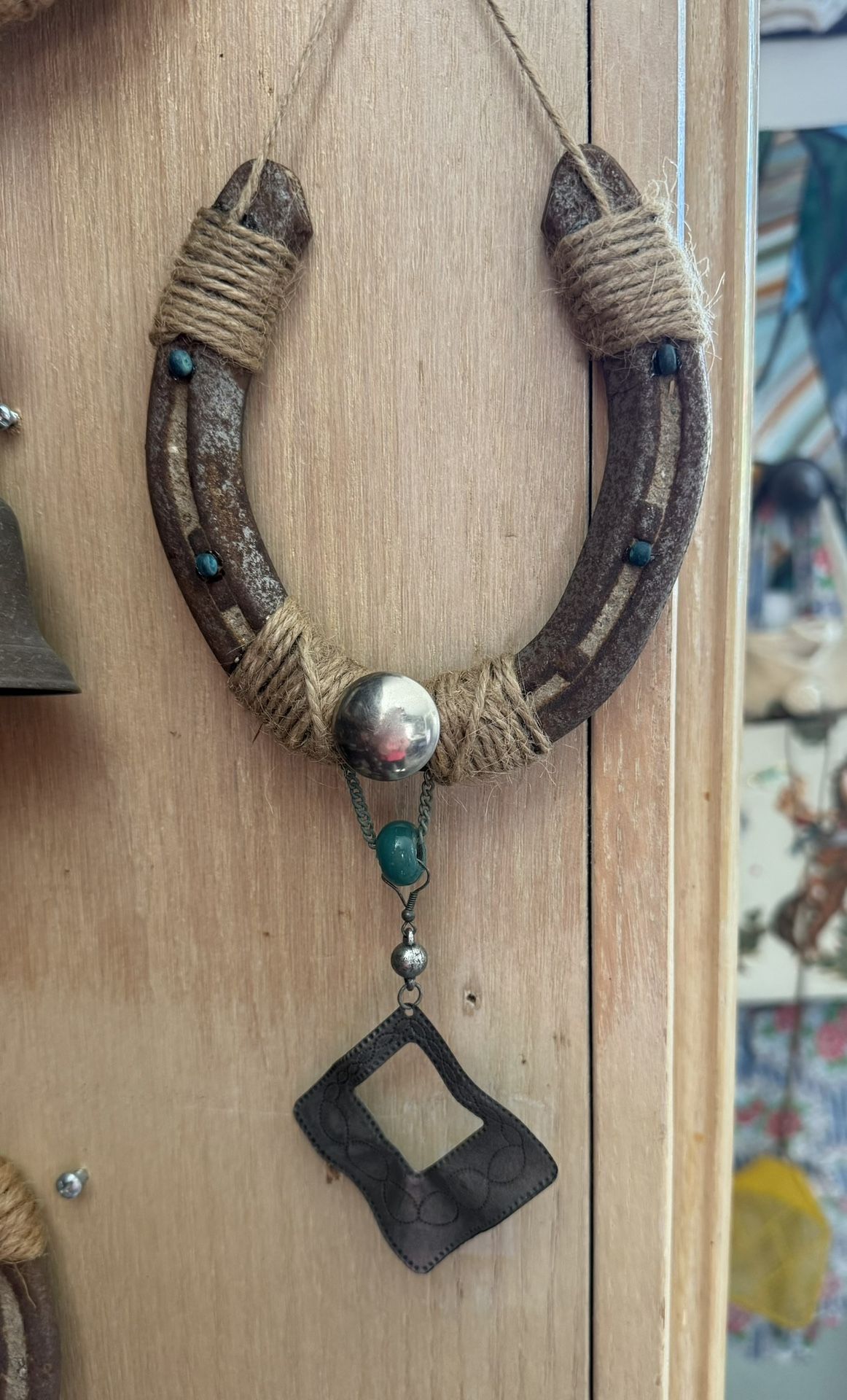 Horseshoes All Decked Out