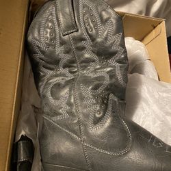 Women’s NEW Black Western Boots 9W