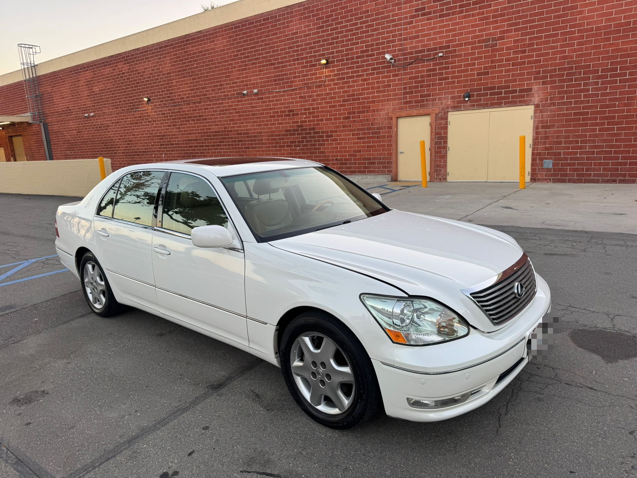 2004 Lexus LS 430