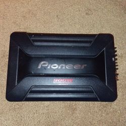 Pioneer 900 Watt Amp 