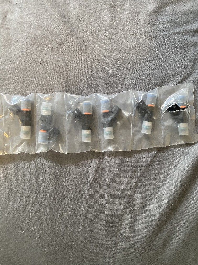 Jim Wolf Technology 555cc G35/350z VQ35 Fuel Injectors New