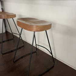 Wooden Hull Counter Height Stools