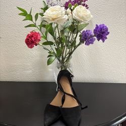 Crown Vintage Suede Closed Heel 7.5