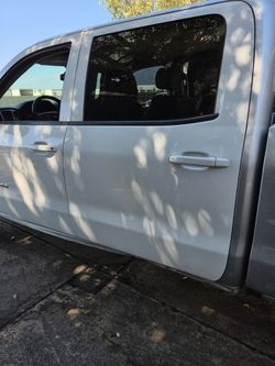Chevrolet silverado crew cab doors