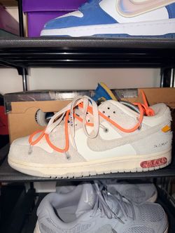 Off-white nike dunk low sz9