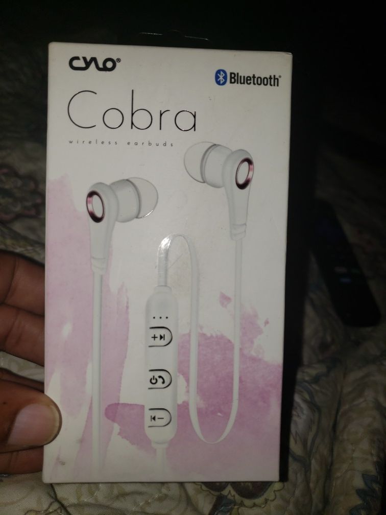 New Cobra Bluetooth headphones 😀