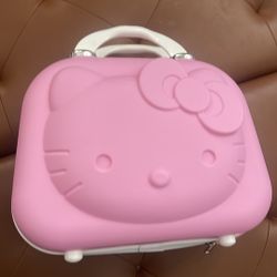 Hello Kitty makeup suitcase