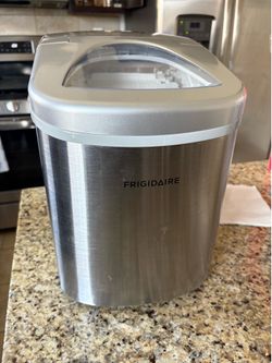 Frigidaire ice maker machine
