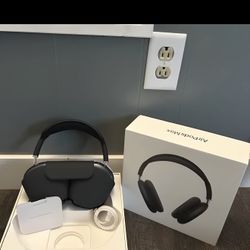 AirPod Max Barely Used