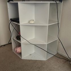 Cube Corner Book Shelf (white)