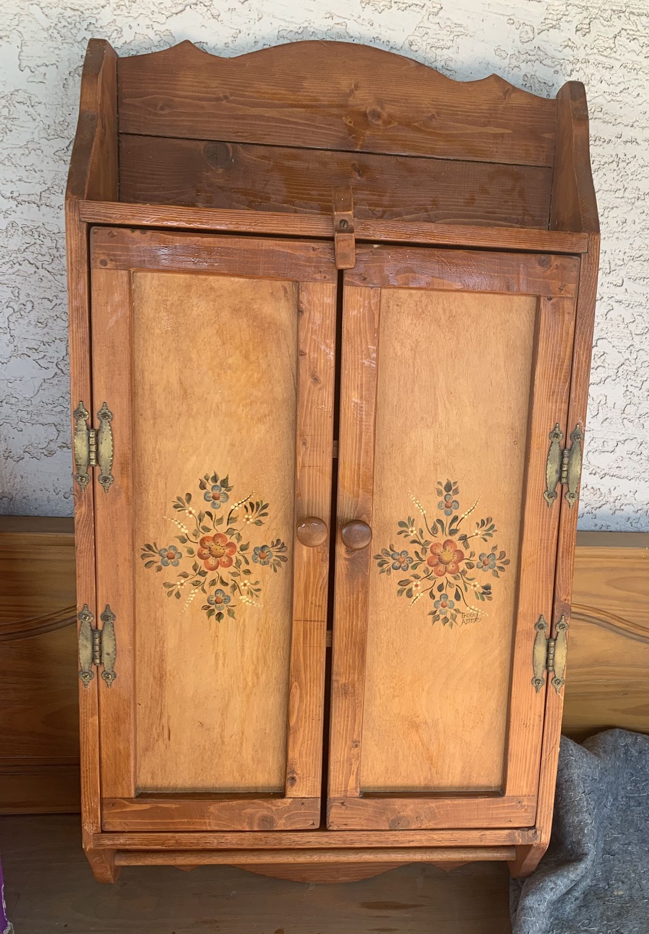 Vintage Cabinet
