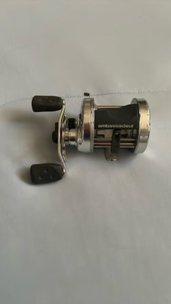 Abu Garcia 6500s Bait Cast Reel Ambs Comes With Clicker Ambs
