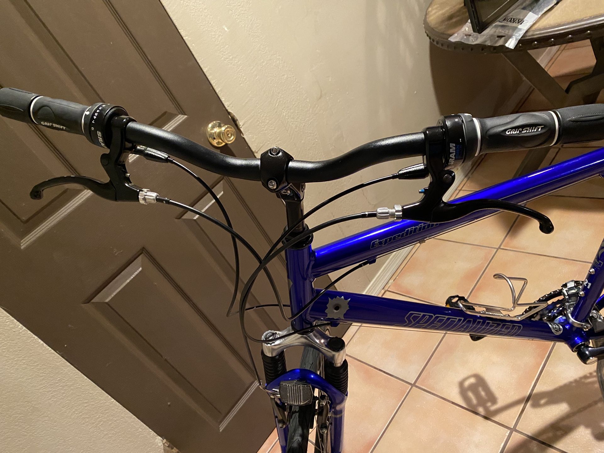 BIKE SPECIALIZED