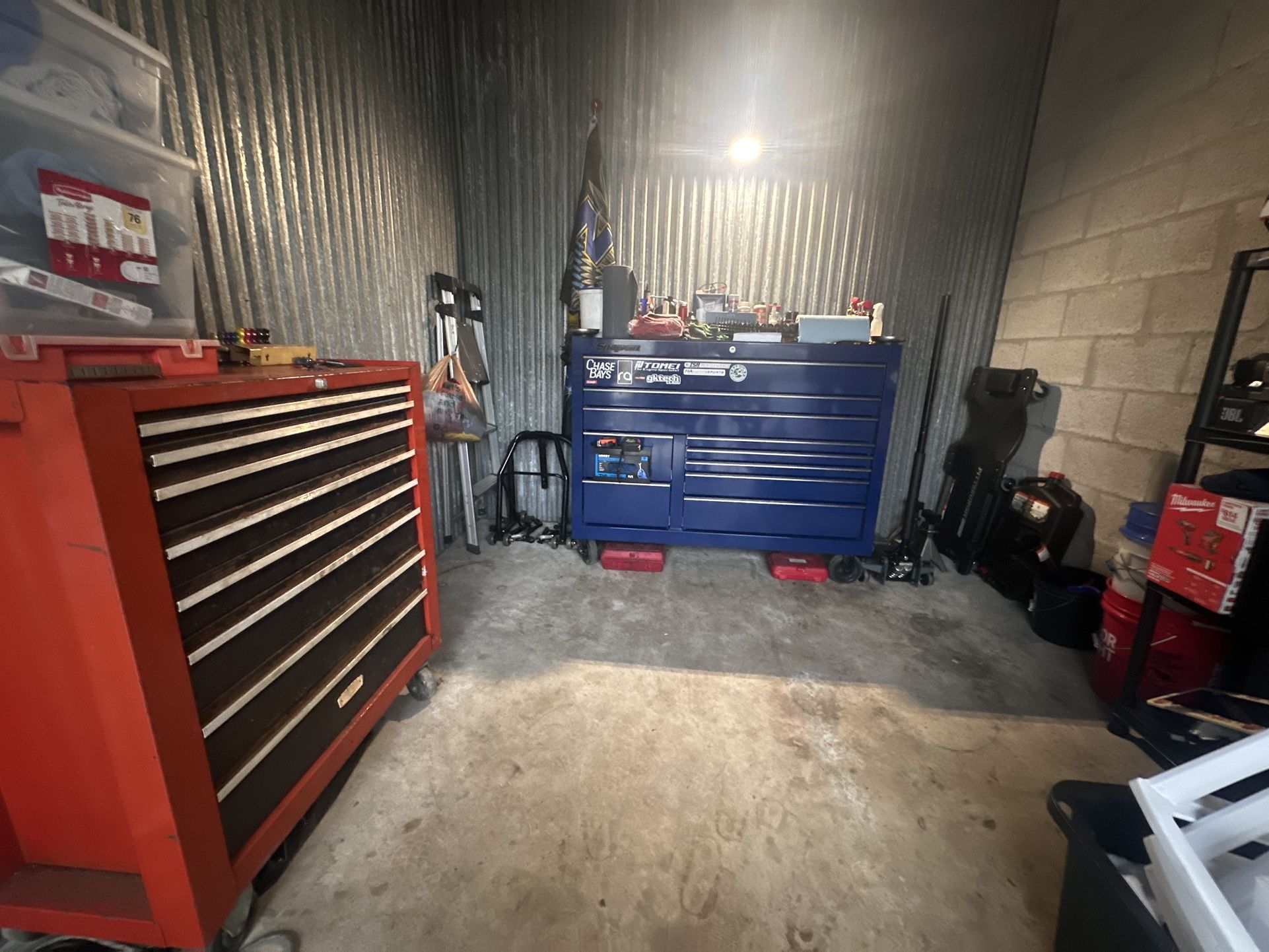 Snap On 55” Toolbox KCP1422ZHE + Tools
