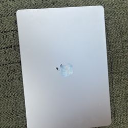 15-inch MacBook Air (M2, 2023), sell for