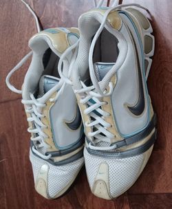 Nike Just Do It Sneakers, US Size 8.