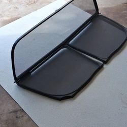 Wind Screen With Case For An Audi T T Older Model