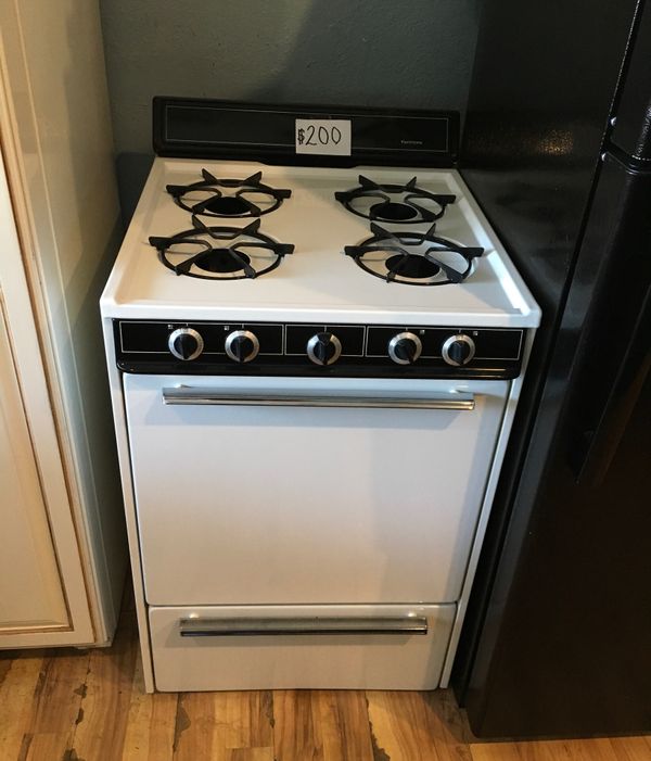 Kenmore 24 inch gas stove for Sale in San Diego, CA OfferUp