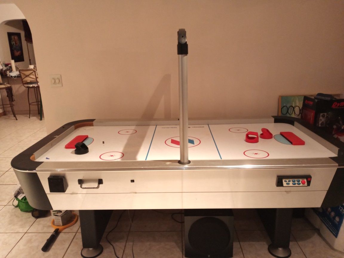 Air Hockey