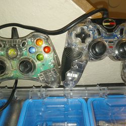 Playstation And Xbox 360 Controllers 