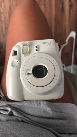 Fujifilm Instax Mini 9 Instant Camera