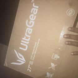 LG ULTRA GEAR 27’ GAMING MONITOR