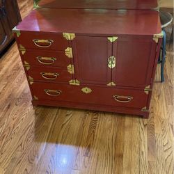 Dresser / Buffet Table