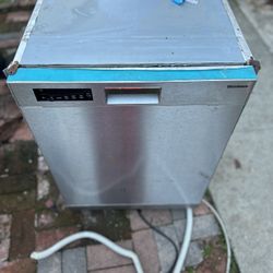 free working dishwasher 