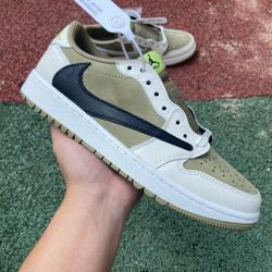 𝐎𝐧l𝐲 𝐫𝐞𝐩l𝐲 𝐨𝐧 𝐈G : 𝐓𝐎𝐏𝐤𝐢𝐜𝐤𝐬𝟓𝟓              Jordan 1 travis scott golf