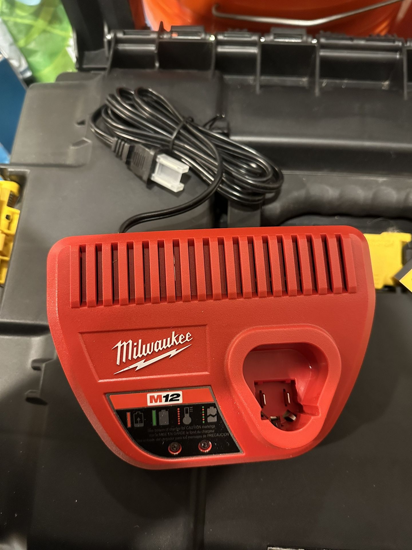 New Milwaukee M12 Charger