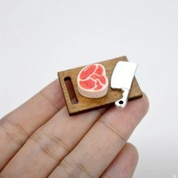 Miniature Dollhouse Cutting Board And Knife 
