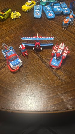Disney Pixar Cars Diecast Toy Set – 4 Pieces