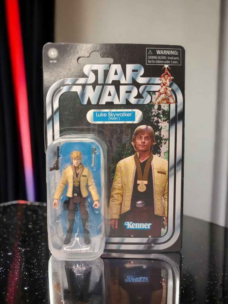 Star Wars Luke Skywalker (Yavin) By Kenner Hasbro Disney