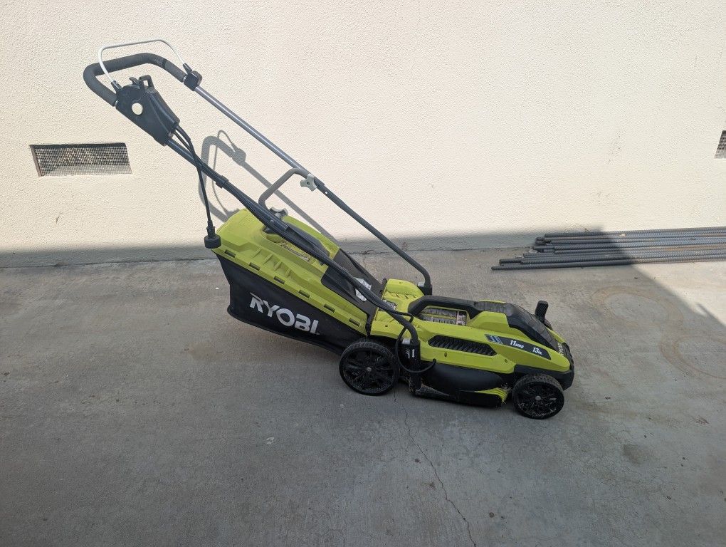 Ryobi Plug in Electric Lawn Mower RYAC130