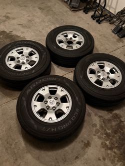 2nd Gen Toyota Tacoma OEM Wheels & Tires